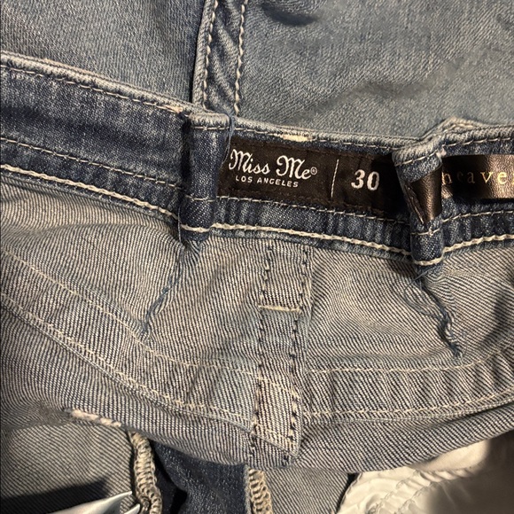 Miss Me Callie Cargo Wide Leg Jeans Size: 28X32 - Picture 6 of 11